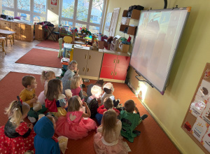 Dzień Postaci z Bajek - kino w przedszkolu