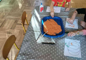 Dzień Dyni Słoneczka - praca plastyczna 1