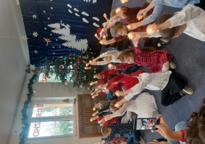 występ z światełkami