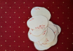 Zabawa jajka dinozaura